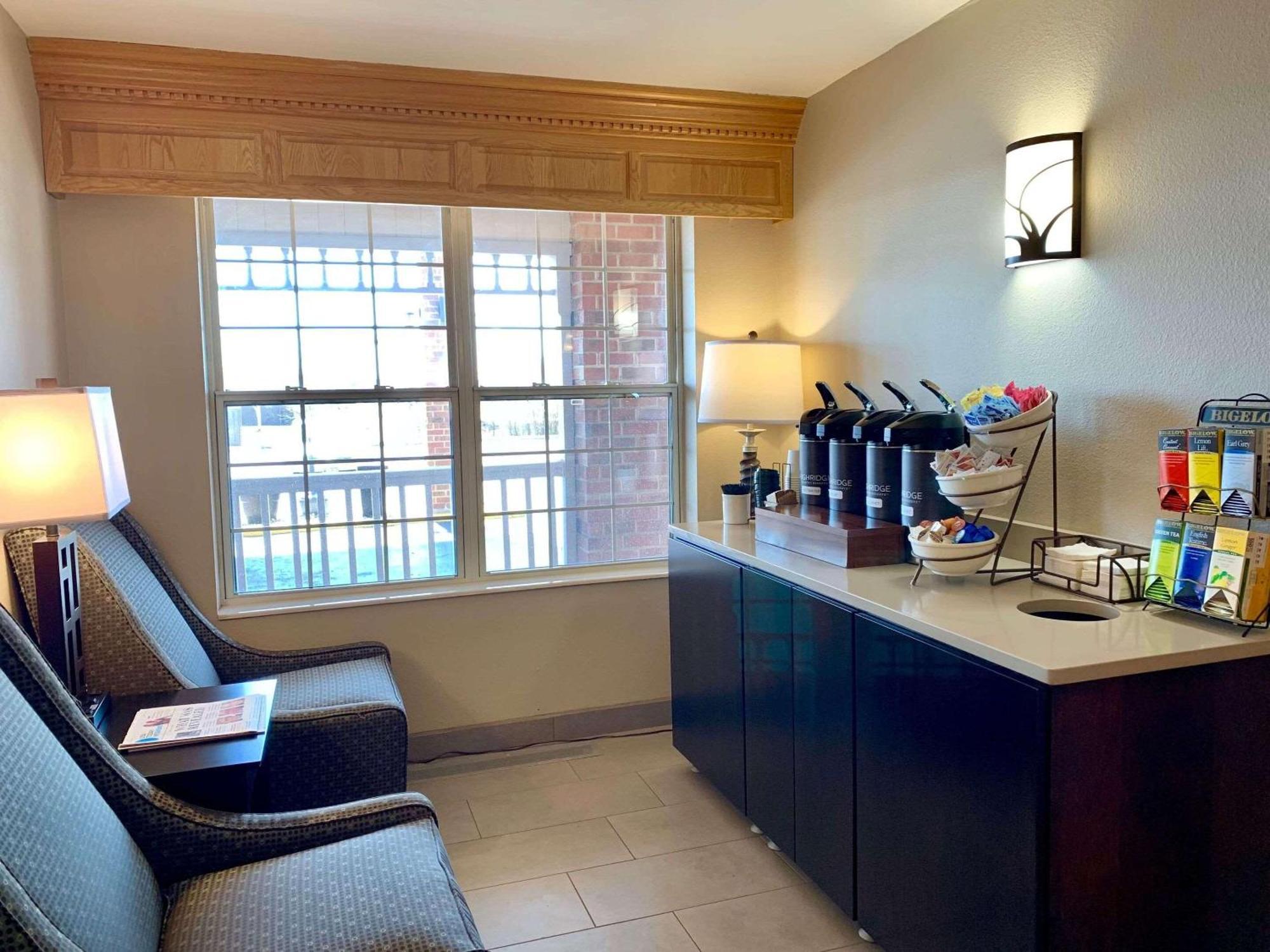 Country Inn & Suites By Radisson Kenosha - Pleasant Prairie Eksteriør billede
