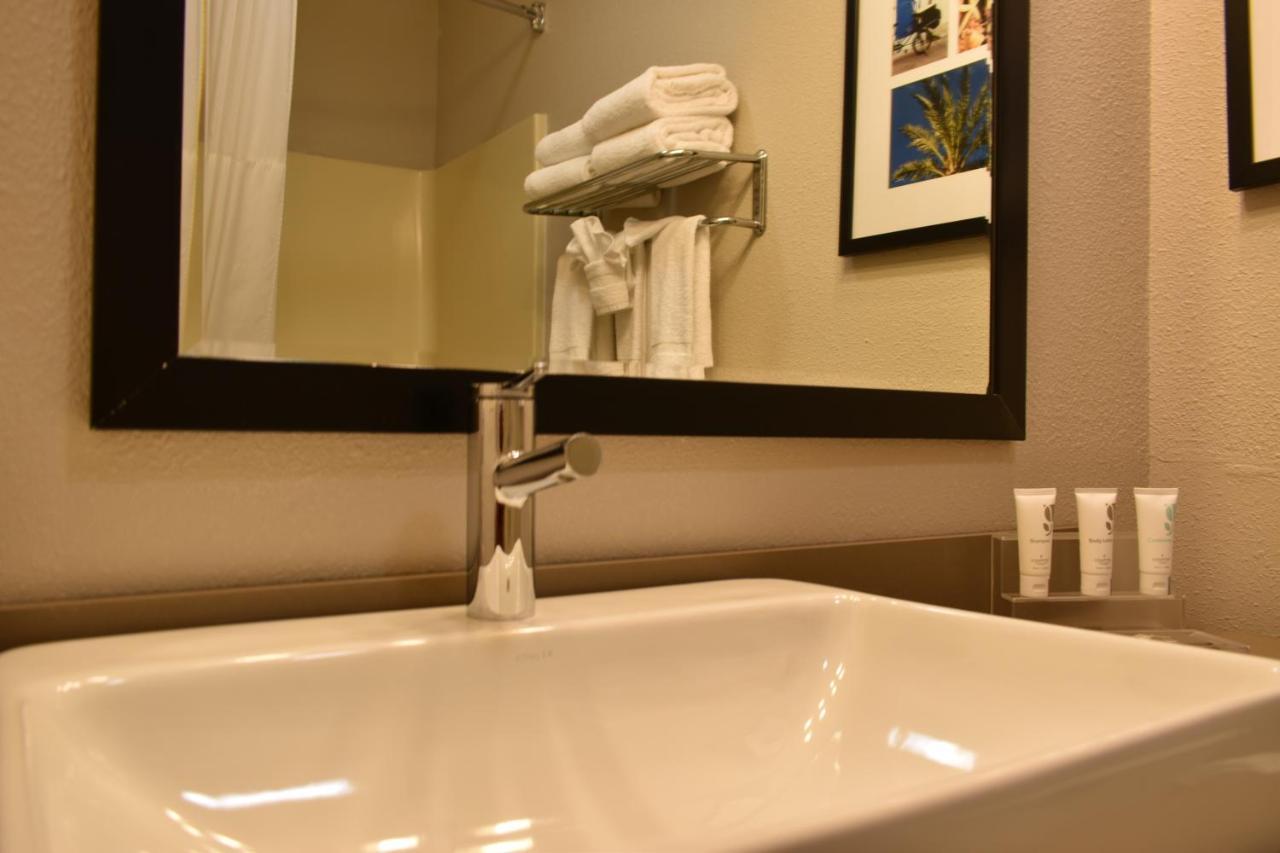 Country Inn & Suites By Radisson Kenosha - Pleasant Prairie Eksteriør billede